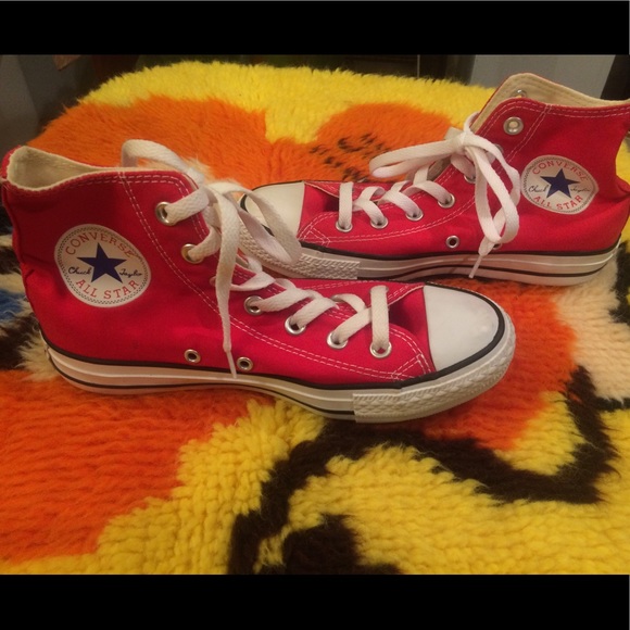 *SOLD* Converse Red high top all stars - Picture 2 of 4